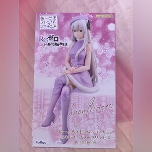 Emilia noodle stopper figure from Re: Zero comes with the box, never used